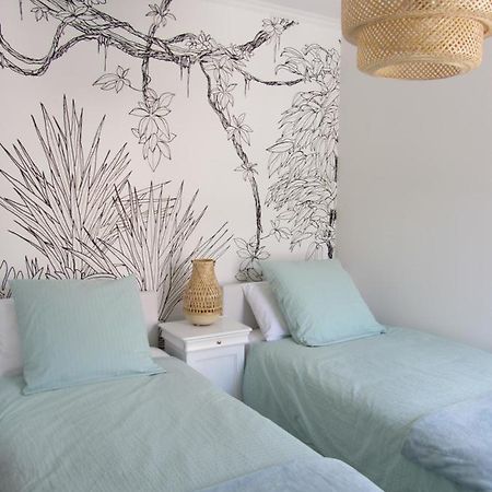 Appartement Les Cigales Rez De Jardin A 10Mn Des Plus Belles Plages Hyères Buitenkant foto