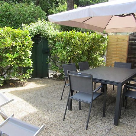 Appartement Les Cigales Rez De Jardin A 10Mn Des Plus Belles Plages Hyères Buitenkant foto
