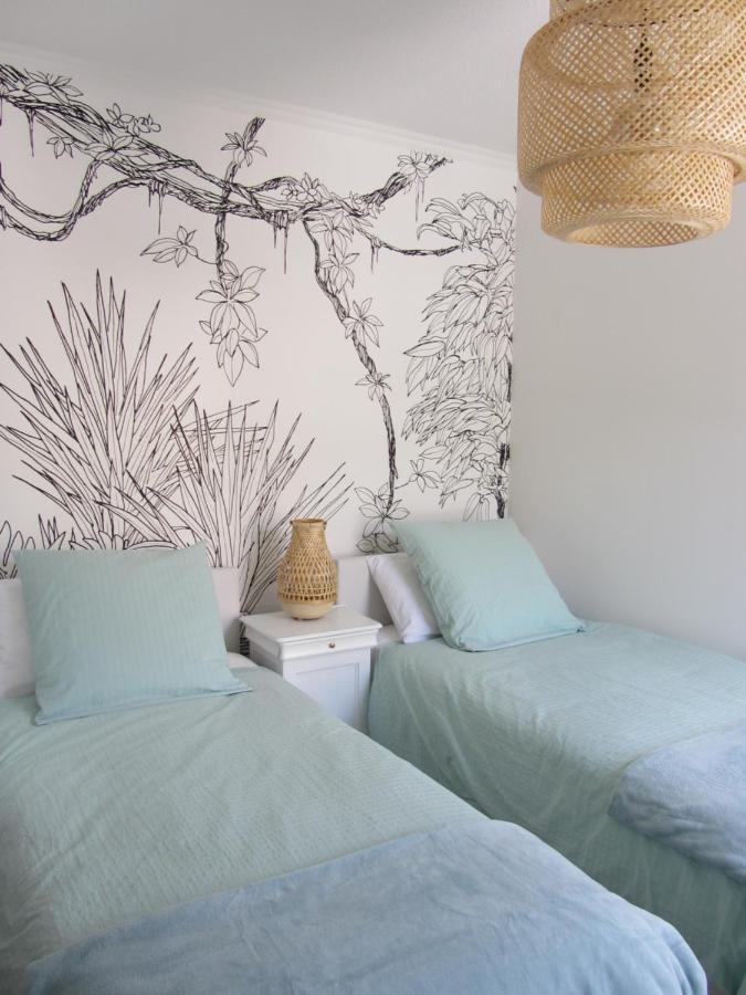 Appartement Les Cigales Rez De Jardin A 10Mn Des Plus Belles Plages Hyères Buitenkant foto